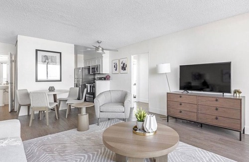 Alamitos Beach Apartment | Landing at 1900 Ocean Beach Club - 2 Bedrooms in Alamitos Beach