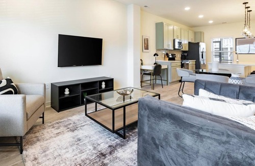 Wilmington Apartment | Landing at Encore at Westgate - 3 Bedrooms in W.