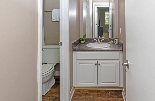 Carmel Apartment | Landing at Gramercy - 3 Bedrooms in Downtown Carmel