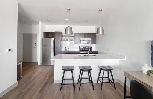 McCordsville Apartment | Landing at McCord Square - 1 Bedroom in Mc Cord.
