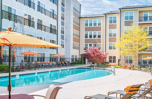 Chillum Apartment | Landing at Mode at Hyattsville - 1 Bedroom in H.