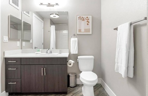Washington Park West Apartment | Landing at SB1K - 1 Bedroom in South Denver