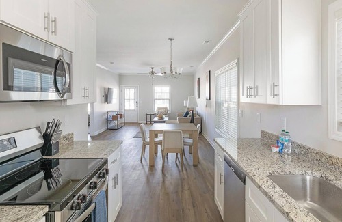 Huntsville Apartment | Landing at The Cottages at Oak Grove Dairy - 2 .