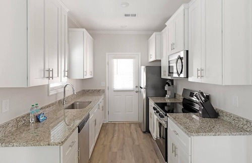 Huntsville Apartment | Landing at The Cottages at Oak Grove Dairy - 2 .