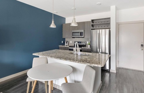 McKinney Apartment | Landing | Beautiful 1BD, Gym, Pool