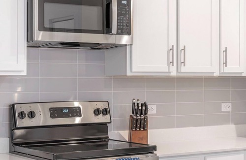 Willow Springs Apartment | Landing | Beautiful 2BD, Pool, Clubhouse