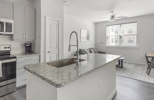 Spring Branch East Apartment | Landing | Modern 1BD, Courtyard, Pool