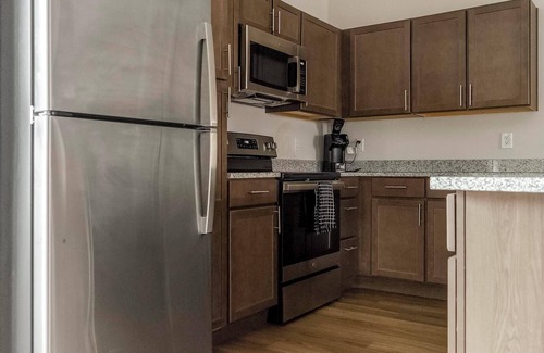 Cartersburg Apartment | Landing | Spectacular 1BD, Courtyard, Clubhouse