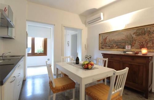 Valdobbiadene Apartment | Landlord La Pieve Apartment, Valdobbiadene