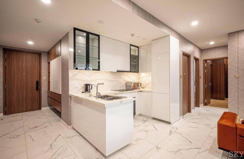 Hang Xanh Hotel | Landmark 81 Luxury Apartment