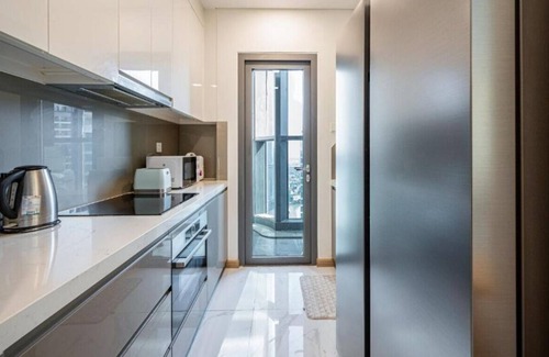 Hang Xanh Hotel | Landmark 81 Luxury Apartment