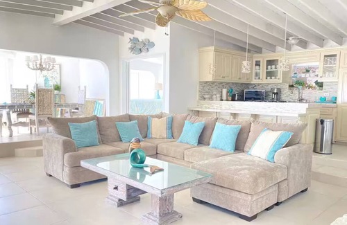 Rosarito Villa | LANDMARK LUXURY OCEANFRONT HM