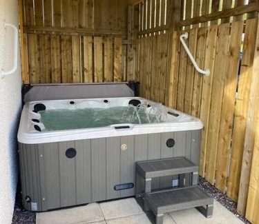 Newmilns House | Lanfine View 1 at Loudoun Mains with Hot Tub