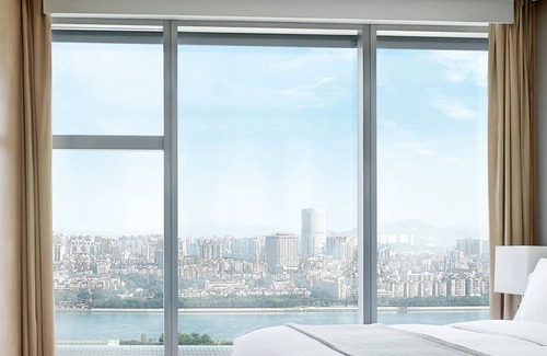 Pazhou Residential District Hotel | Langham Place, Guangzhou