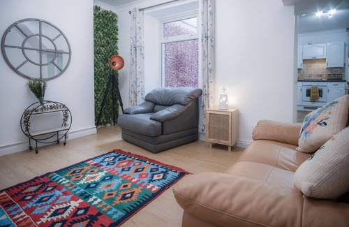 Mumbles Apartment | Langland Road - 1 Bedroom Apartment - Mumbles