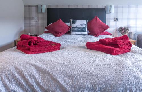Invermoriston Apartment | Lann Dearg Studios