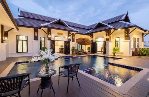 Mae Hia Villa | Lanna Kamin Pool Villa Airport
