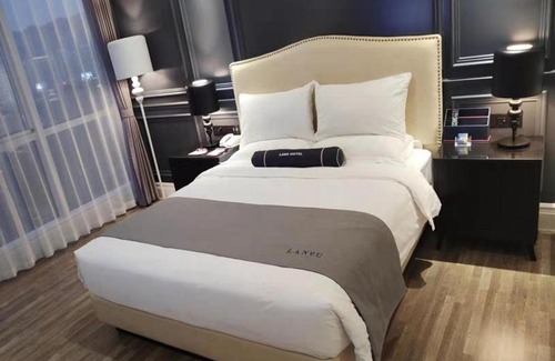 Pingquan County Hotel | Lano Hotel Chengde Pingquan Municipal Government