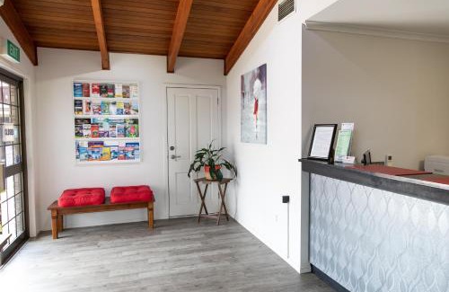 West Mackay Hotel | Lantern Motor Inn