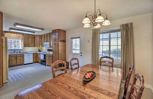 Norton House | Laptop-Friendly Appalachian Mountain Retreat!