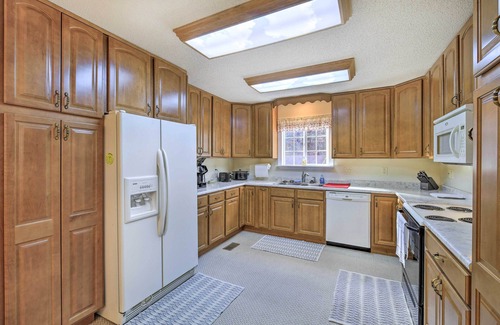 Norton House | Laptop-Friendly Appalachian Mountain Retreat!
