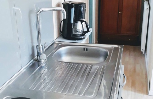 Estanove House | Large 2-bedroom apartment in a detached villa in a quiet neighbourhood