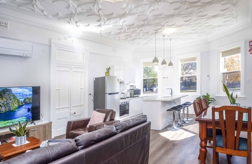 Orange Apartment | Large 2-Bedroom Apartment on Summer Near Cook Park with private secure parking