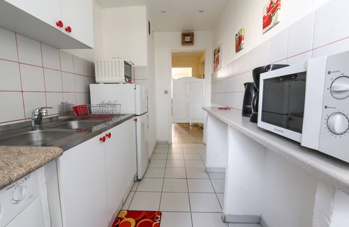 Cagnes-sur-Mer Apartment | Large 2 P, fully equipped, quiet, sunny, through, near the sea