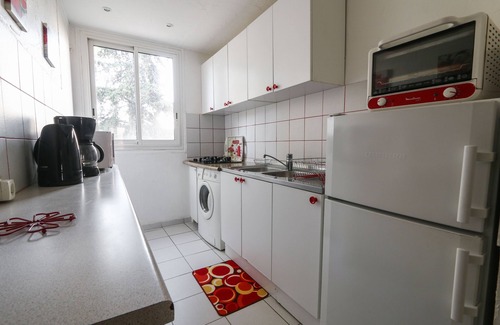 Cagnes-sur-Mer Apartment | Large 2 P, fully equipped, quiet, sunny, through, near the sea