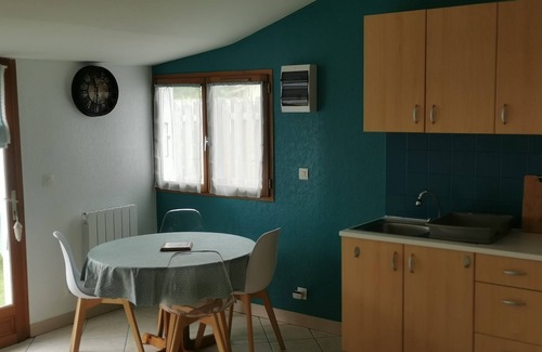 La Jarne Apartment | LARGE 36 M2 STUDIO