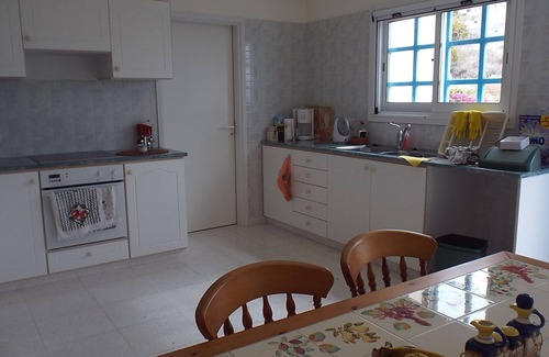 Peyia Town Villa | Large 4 Bed Villa with Heated Pool in own grounds inc. Gardens and Terraces.