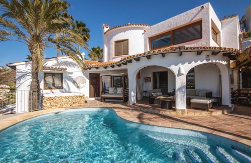 El Portet Villa | Large and comfortable villa with private pool in Moraira, on the Costa Blanca, Spain for 6 persons