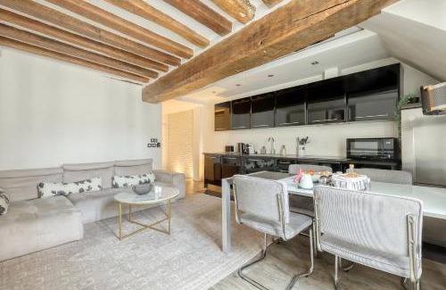 6th Arrondissement Apartment | Large and Modern 1Brd Flat at Lovely Saint Germain