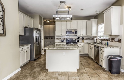 Harrisburg House | Large and Spacious Home with large backyard!*New* Near Nascar, TopGolf, Shopping