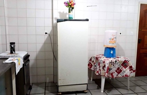 Vila Nova Apartment | LARGE APARTMENT 150 METERS FROM THE KIOSKS OF PRAIA DO FORTE IN CABO FRIO