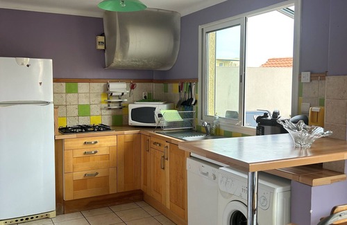 Valras-Plage Apartment | Large apartment 50m from the supervised beach