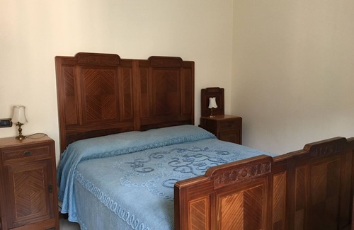 Zoagli House | Large apartment in Zoagli. Apartment in Zoagli, 3 bedrooms and parking