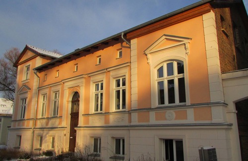 Neustrelitz Apartment | Large apartment right on the town harbor Neustrelitz on Lake Zierker