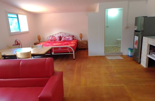 Khemarak Phoumin Apartment | Large Apartment with all amenities