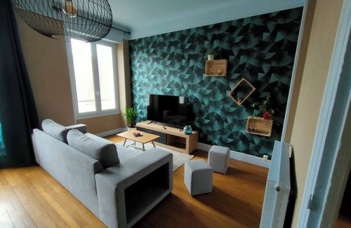 Chatillon-sur-Seine Apartment | Large, bright apartment in the center of town.