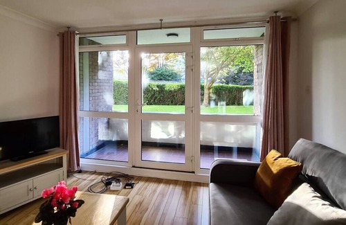 Rathmines Apartment | Large Bright Apt with Balcony, South Dublin City