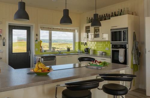 Borth House | Large Bungalow sleeps 11. Beautiful views, big garden, lots of parking.n