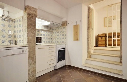 Sacramento Condo | Large charismatic refined open space studio in best quarter