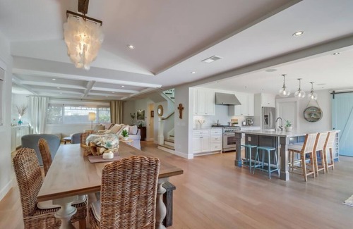 Coronado House | Large Coastal Home with 4 Bed, 4 Bath - Pool, Spa, Outdoor "Coronado" Room