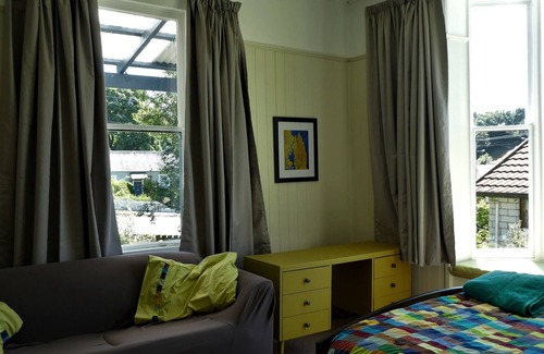 Lawrence Cottage | Large cottage ideal for couples.