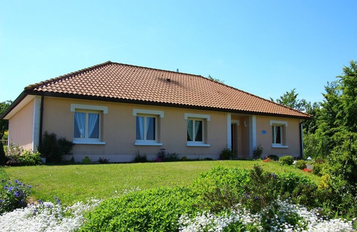 Sommepy-Tahure Cottage | Large country house