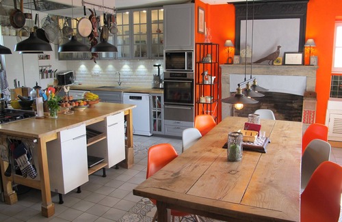 Misse House | Large country mansion with chef's kitchen in Loire wine and chateau region