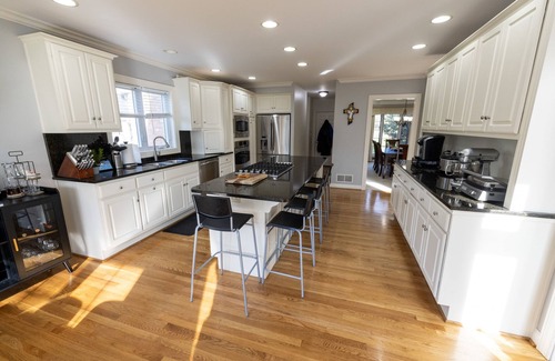 Prospect House | Large Derby/PGA Home, Great Location!