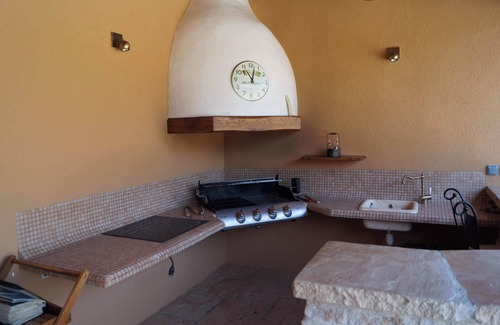 Avignon Villa | Large detached villa in Avignon for 12 people