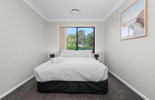 North Lambton House | Large executive residence